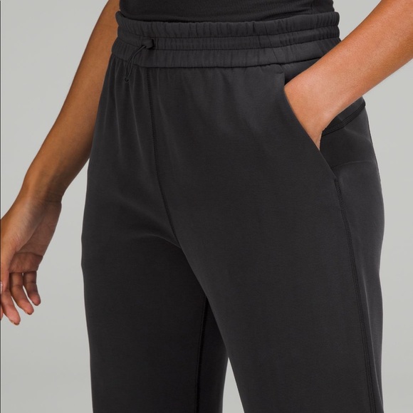 SOFTSTREAM HR PANT - Picture 2 of 7